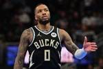 因右小腿挫伤缺席训练！利拉德：我会出战明天的NBA杯决赛